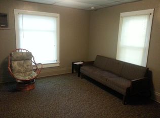 1110 Market St APT FRONT, Emporia, KS 66801