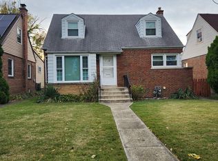 1374 Kenilworth Dr, Calumet City, IL