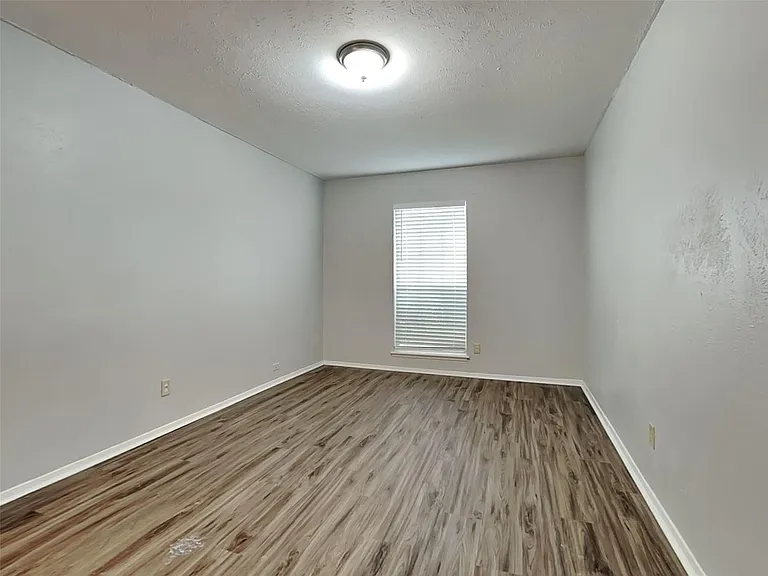 3326 Janwood Ln — Photo 18