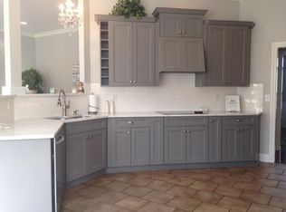 1026 Ridglea Dr, Burns, TN 37029