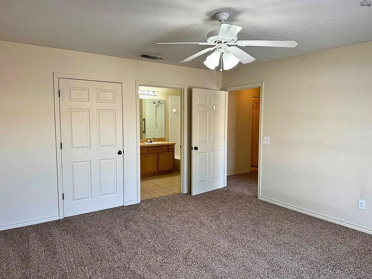 4710 Brookdale Dr — Photo 18