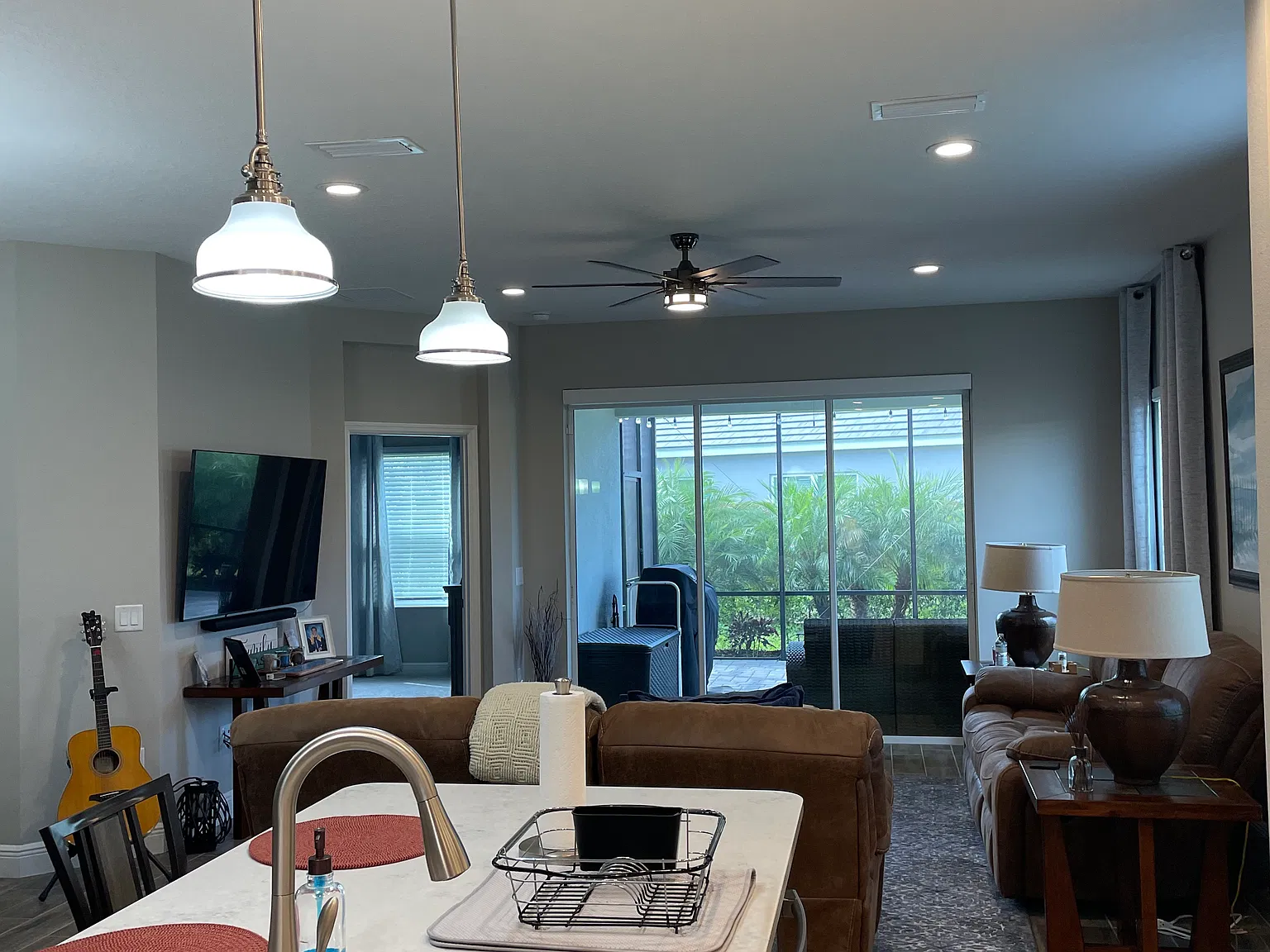 3 bed, 1617 sqft, $3,000 — Photo 4