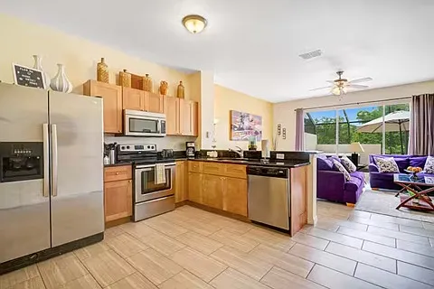 2372 Silver Palm Dr — Photo 12