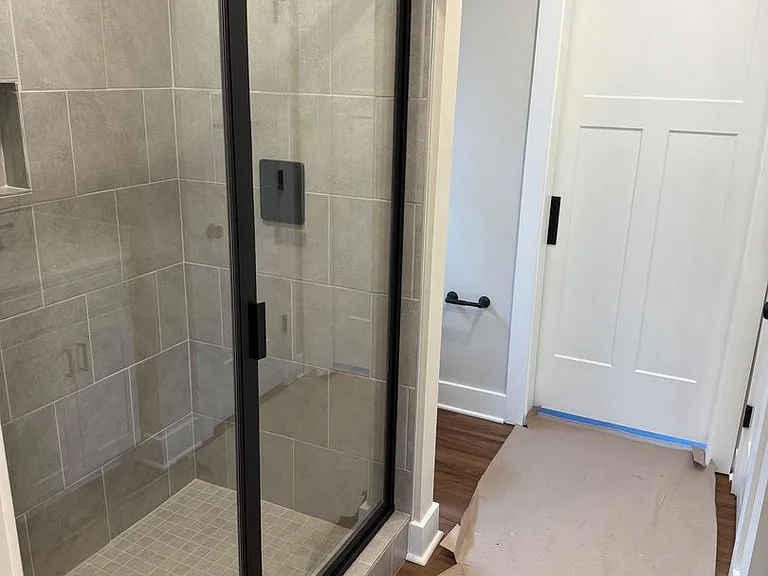 325 Yorktown Dr — Photo 10