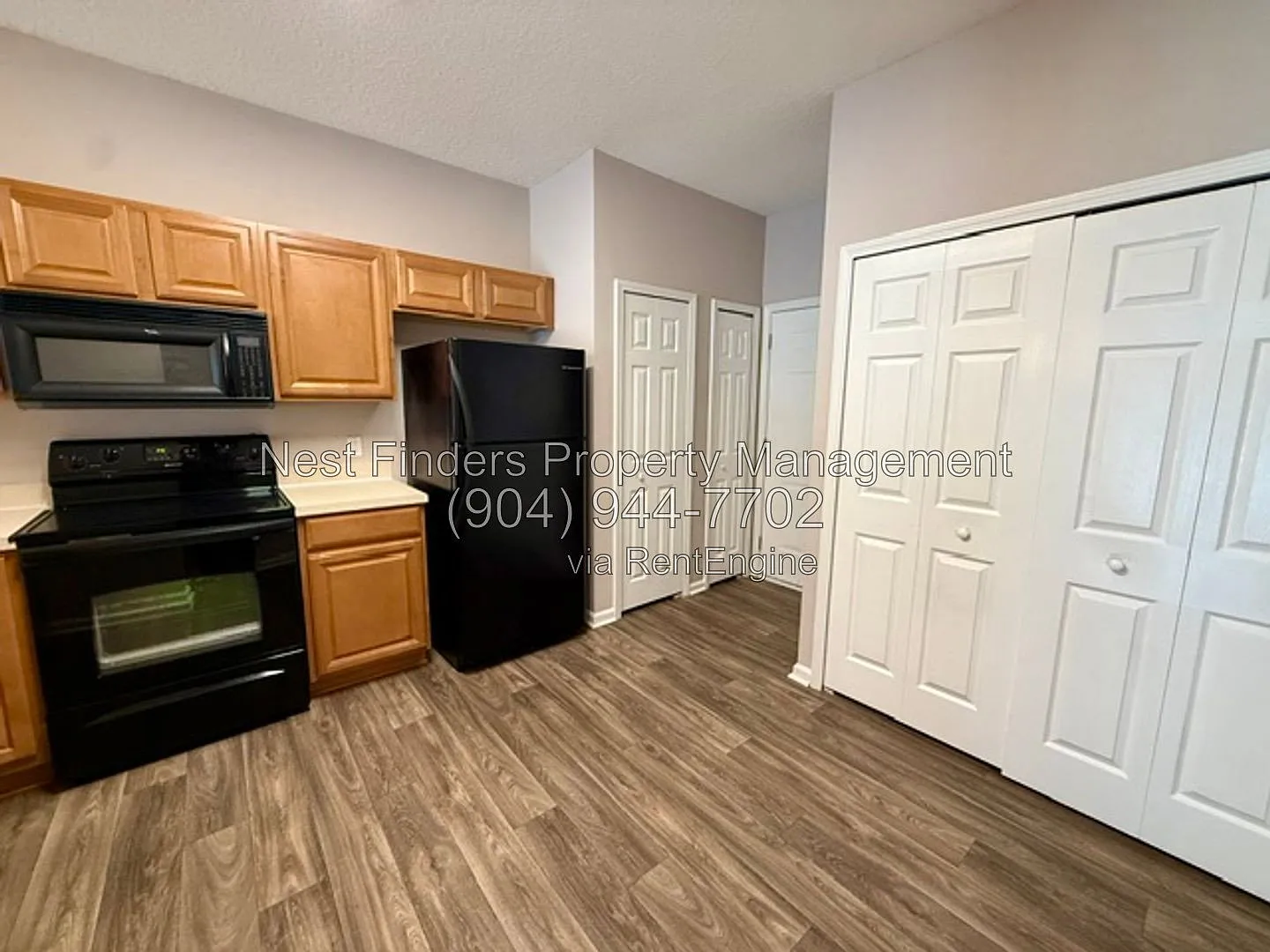 2 bed, 2.5 bath, 1222 sqft, $1,650 — Photo 3