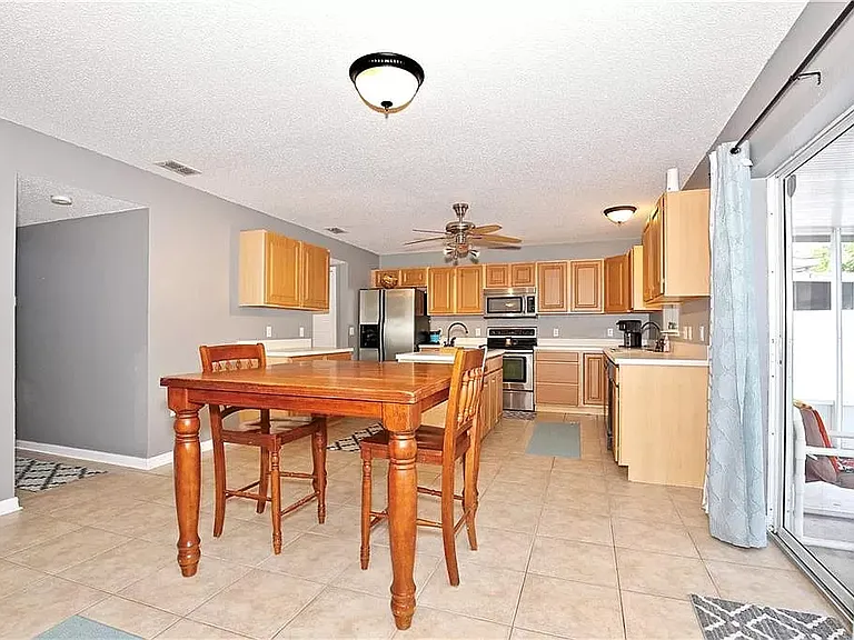 10463 Laxton St — Photo 37