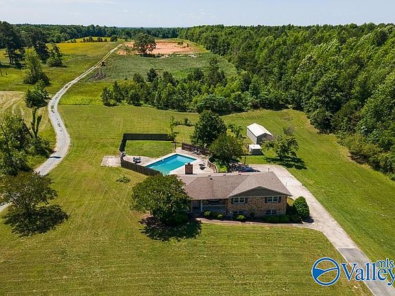 5th image of 14646 New Cut Rd