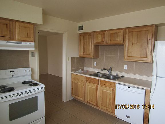 2nd image of 1805 Payne St Unit 1