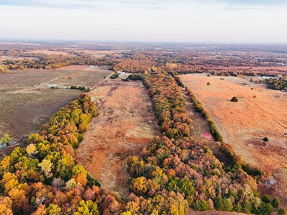 5th image of E 810th Rd