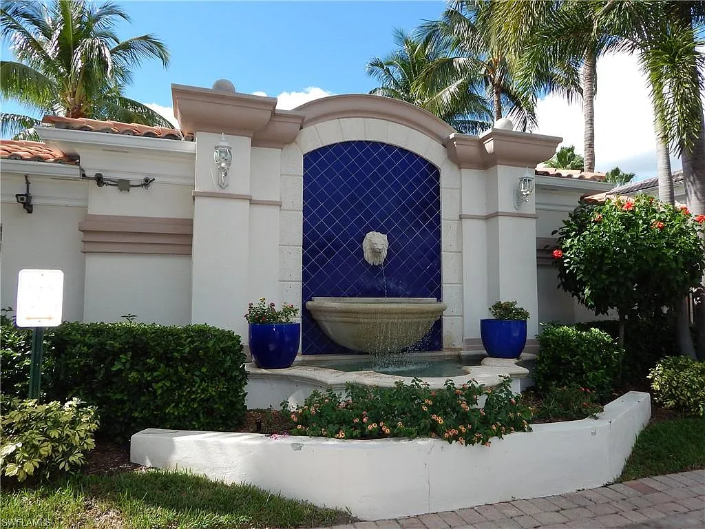 3 bed, 2.5 bath, 1611 sqft, $2,500 — Photo 3