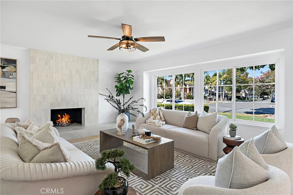 4 bed, 2267 sqft, $7,500 — Photo 3