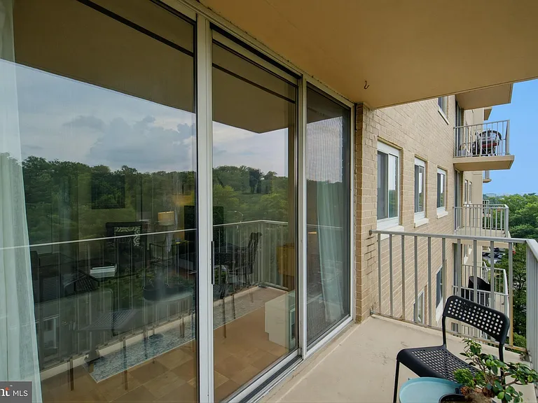 1225 Martha Custis Dr #709 — Photo 30