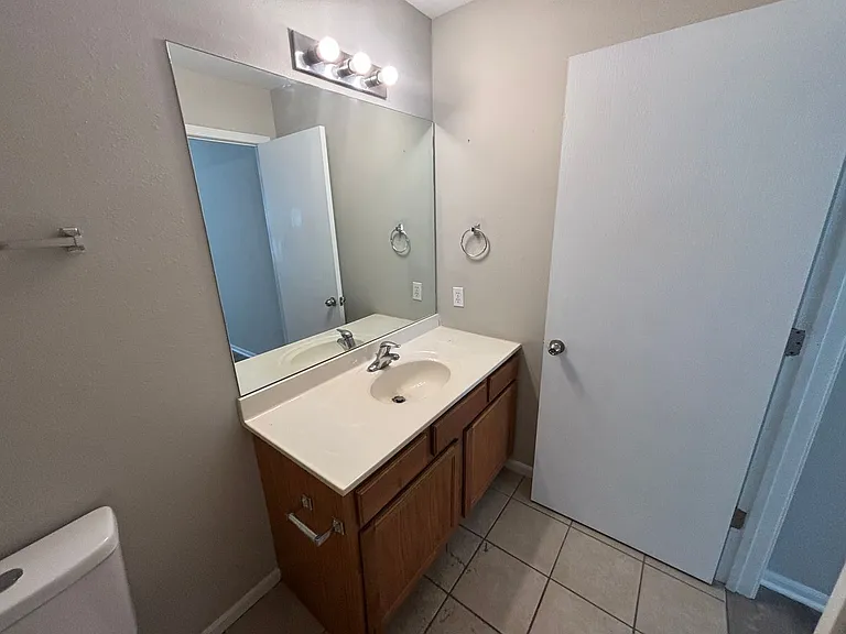 1419 Bodie Dr — Photo 13