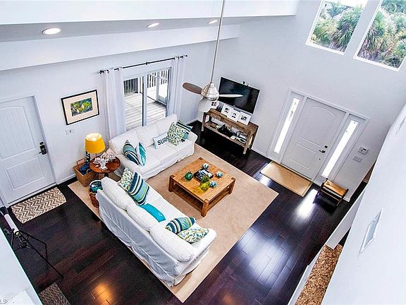 5th image of 934 Cormorant Cir