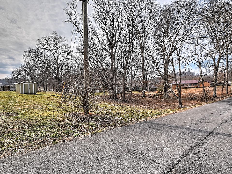 1st image of Pamela Ct