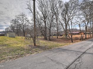 Pamela Ct, Blountville, TN 37617