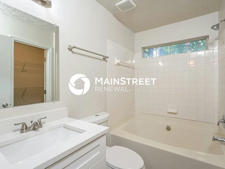 Main Bathroom