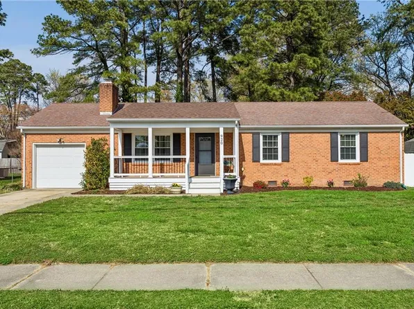 920 Moyer Rd, Newport News, VA 23608