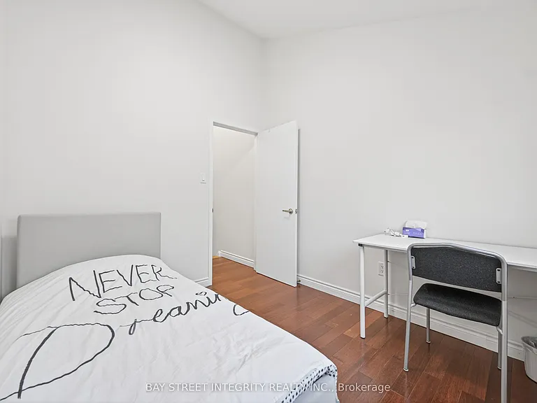 646 Village Pkwy #26 — Photo 26