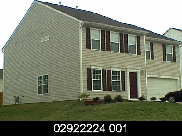 2334 Apple Glen Ln, Charlotte, NC 28269