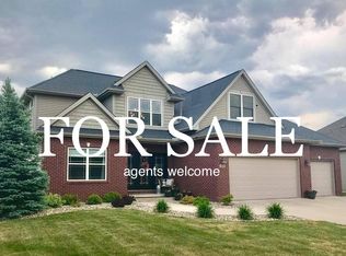 1309 Guiness Dr, Bloomington, IL 61705