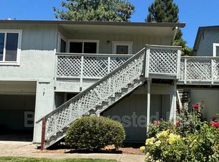304 Cooper Ln APT D, Ukiah, CA 95482