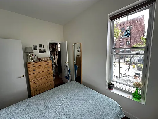 Rented by Yup Realty LLC | media 12