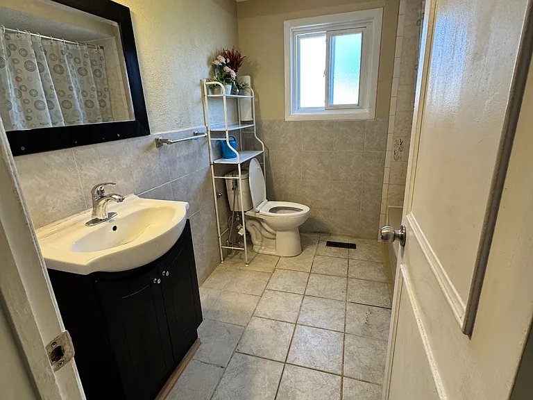 7610 Anaka Dr — Photo 30