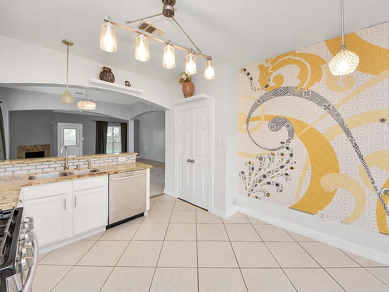 18315 Brenwood Manor Dr — Photo 17