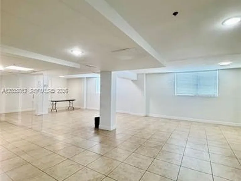 7501 E Treasure Dr #6T — Photo 13