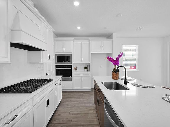 5th image of 275 Plum Orchard Ln