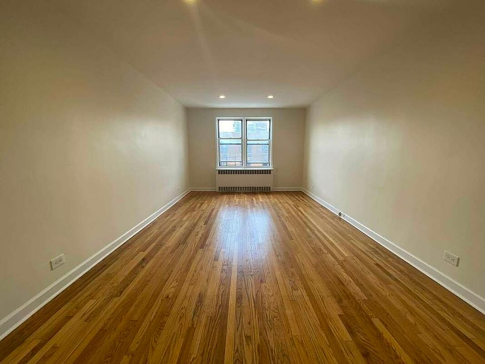 1st image of 65-84 Saunders St #6