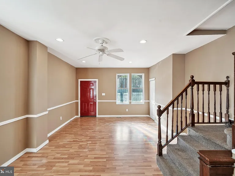 3817 Haverford Ave — Photo 5