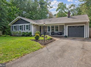 42 Holly Dr, Medford, NJ 08055