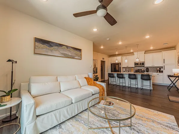 3825 Presidio Poin Unit 204, Colorado Springs, CO 80920