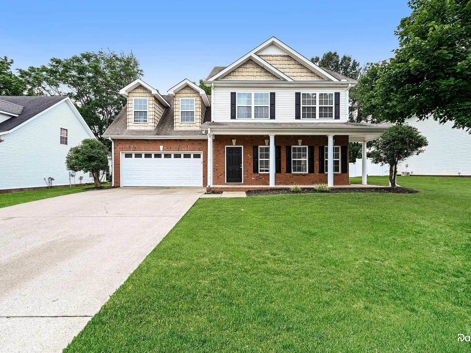 3 bed, 2.5 bath, 1862 sqft, $2,425 — Photo 1