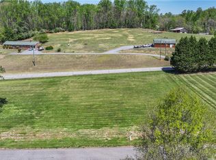 Mahogany Ct, Wilkesboro, NC 28697