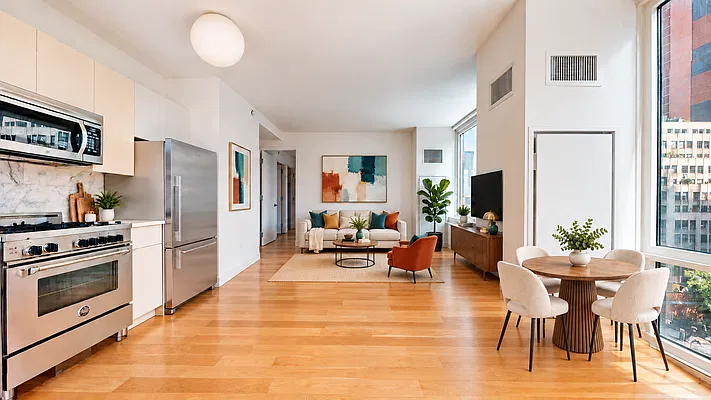 Living room, photo 1