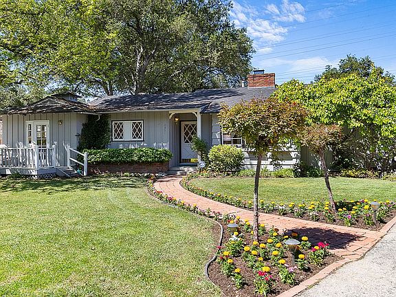 4th image of 4351 Fairlawn Dr
