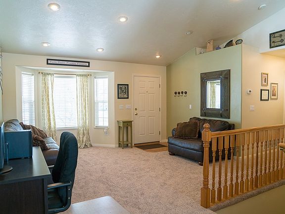 5th image of 2999 N Bliss Dr