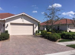 13398 Kent St, Naples, FL 34109