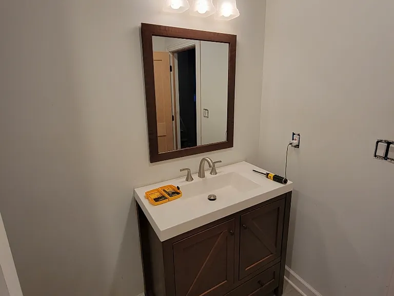 RESTROOM SINK