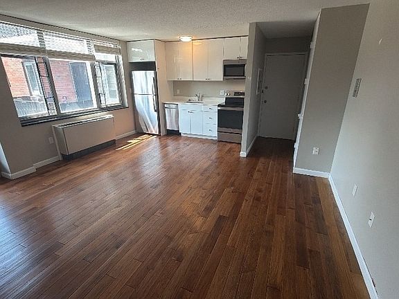 2nd image of 125 Trapelo Rd APT 2