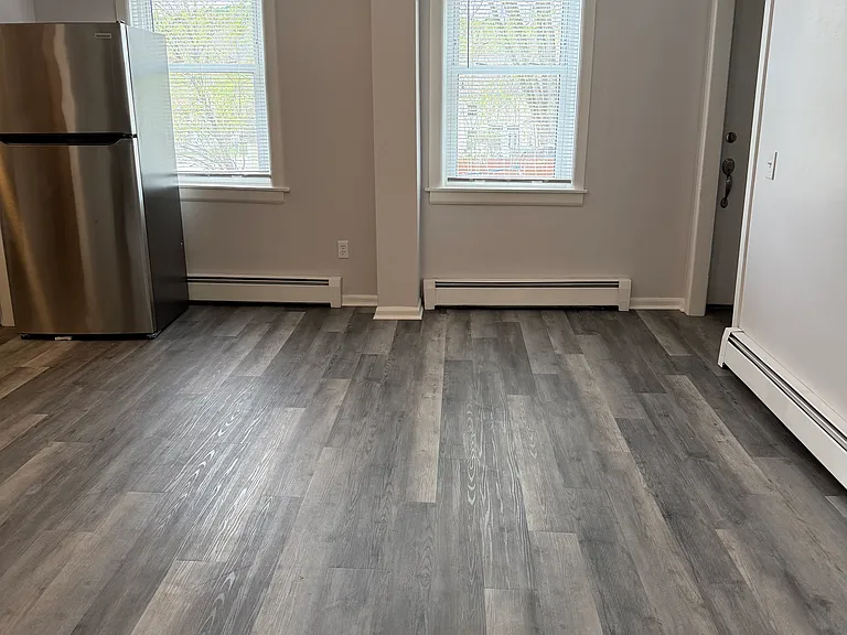 192 High St #192 — Photo 4