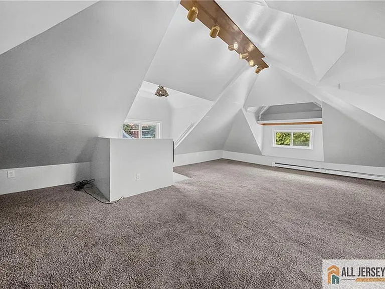 125 White Horse Ave — Photo 16