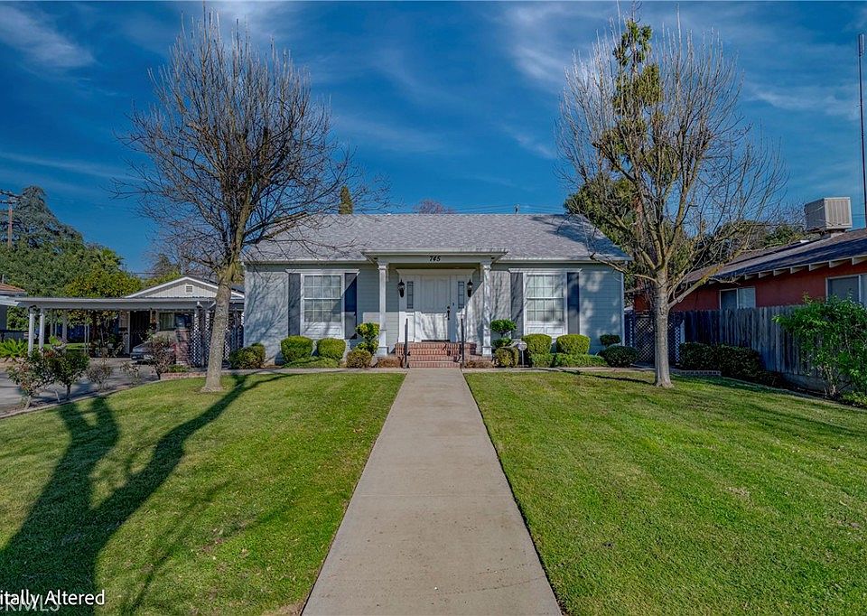 1st image of 745 W 25th St