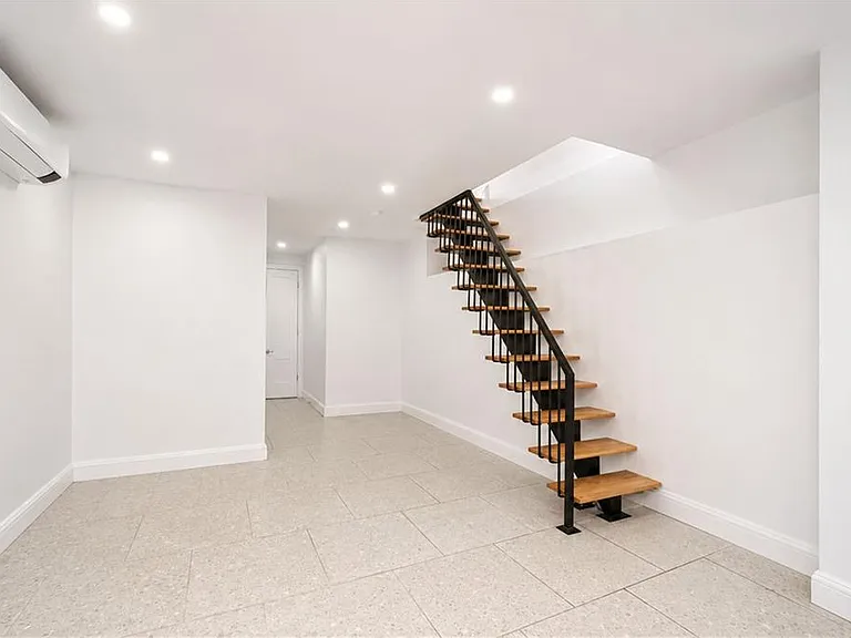 2171 Hendrickson St — Photo 18