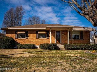7704 Columbine Dr, Louisville, KY 40258