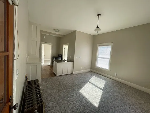 1 bed, 650 sqft, $1,000 — Photo 2