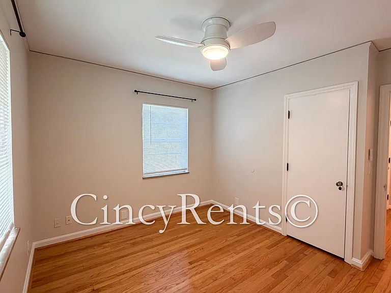 1110 Delta Ave #1 — Photo 17